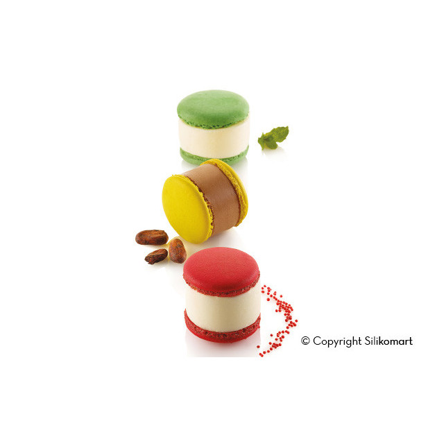 Macarons realises avec le moule silicone multiflex SilikoMart Pro