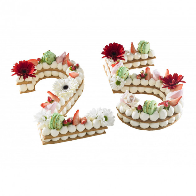 Number Cake Chantilly et biscuit sable Number Cake Chantilly et biscuit sable