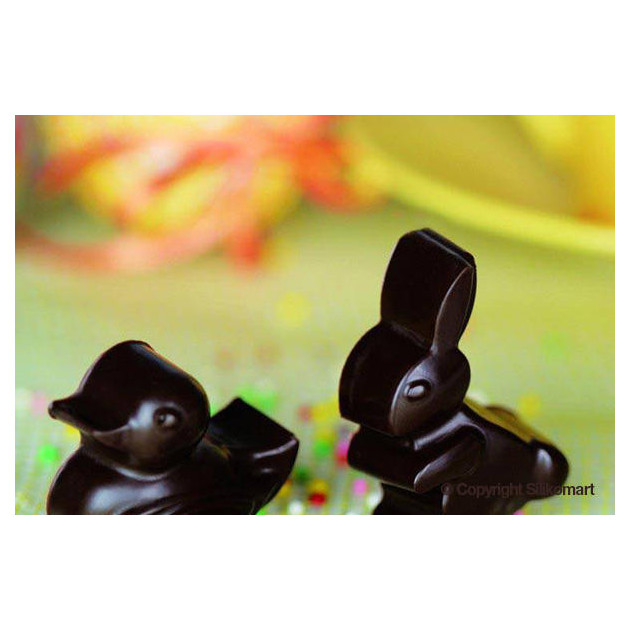 Lapin en chocolat realise avec le moule a chocolat silicone Lapin en chocolat realise avec le moule a chocolat silicone