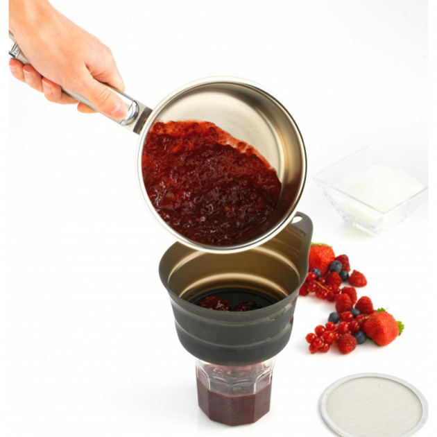 Entonnoir pour remplir les pots de confiture