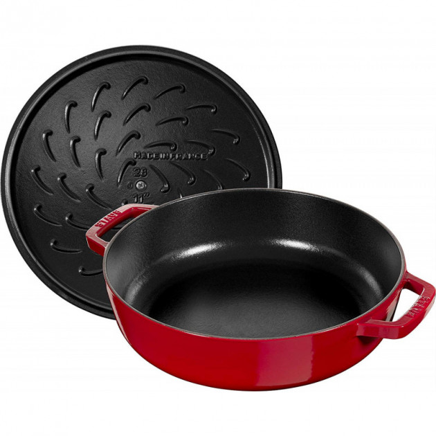 Sauteuse et couvercle Staub en Fonte Rouge cerise Sauteuse et couvercle Staub en Fonte Rouge cerise