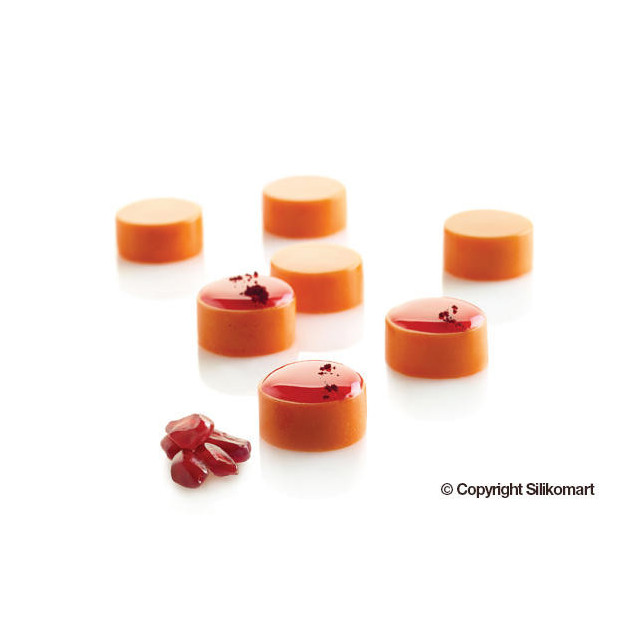 Mini Bouchees Rondes realisees avec le Moule Silicone Micro Patisserie Mini Bouchees Rondes realisees avec le Moule Silicone Micro Patisserie