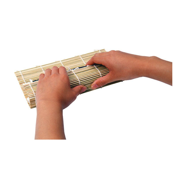 Rouler Makis. Sushis : etape 4 Rouler Makis. Sushis : etape 4