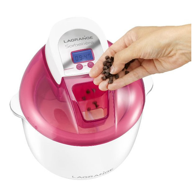 Ajouter des ingredients facilement dans la sorbetiere Ajouter des ingredients facilement dans la sorbetiere