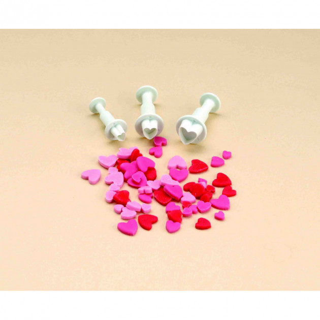 3 Emporte-Pieces Coeurs avec Poussoir