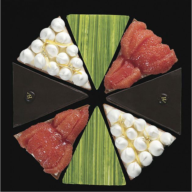 Realisation grace au Lot de 8 triangles a part de tarte individuelle avec decoupoir (vendu separement) Realisation grace au Lot de 8 triangles a part de tarte individuelle avec decoupoir (vendu separement)