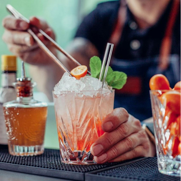 Pailles en verre pour cocktail 15cm Pailles en verre pour cocktail 15cm