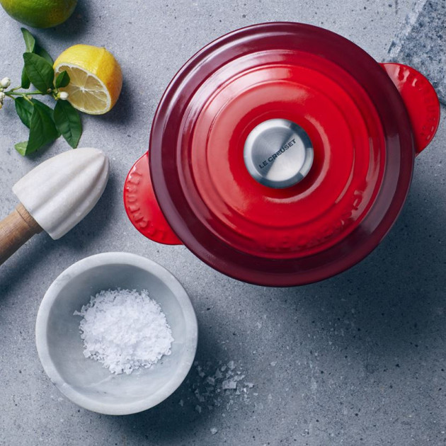 Cocotte en fonte Rouge Cerise 18 cm Le Creuset Modèle Every Cocotte en fonte Rouge Cerise 18 cm Le Creuset Modèle Every