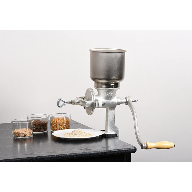 Moulin en fonte en situation Moulin en fonte en situation