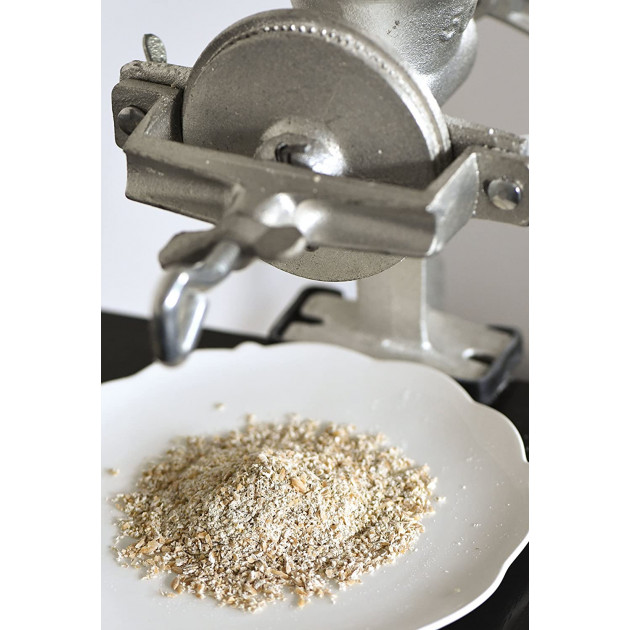 Résultat obtenu avec le moulin à céréales en fonte Résultat obtenu avec le moulin à céréales en fonte