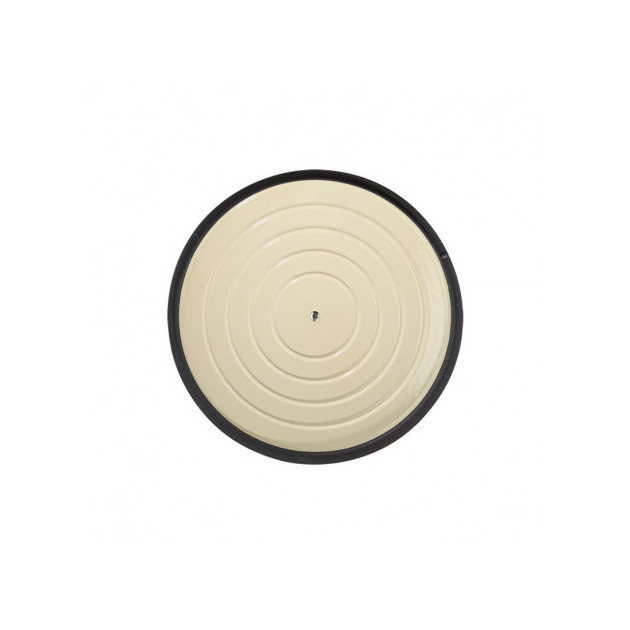 Couvercle strié livré avec la cocotte ronde