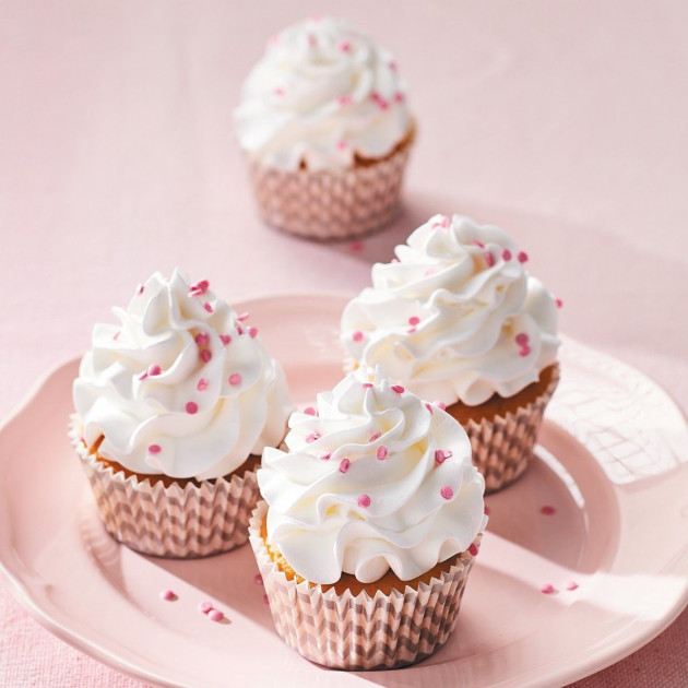 Cupcakes avec crème fouettée vanille 