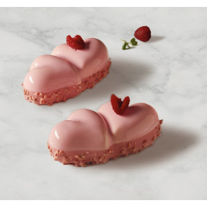 Moule à gâteau en forme de coeur pour partager l'amour avec un dessert
