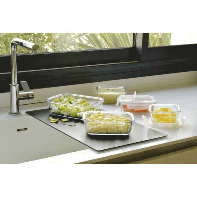 Les 5 boîtes hermétiques Pebbly en verre et en plastique - En situation Les 5 boîtes hermétiques Pebbly en verre et en plastique - En situation