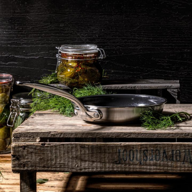 Poêle inox antiadhésive Poêle inox antiadhésive