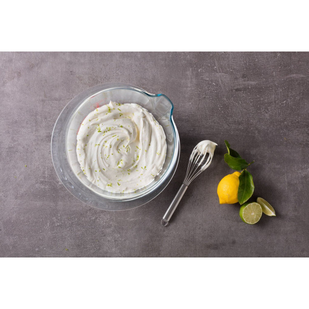 Jatte Pyrex avec une poignée antiglisse Jatte Pyrex avec une poignée antiglisse