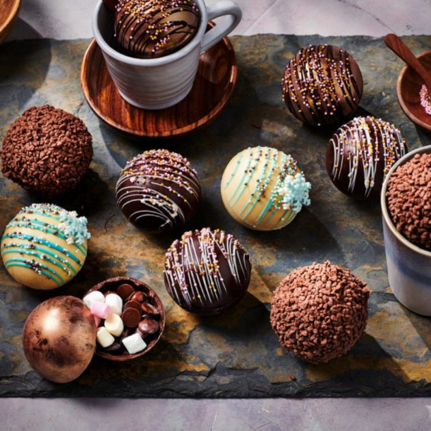 Moule à Sphères en Chocolat 3D pour Boissons Chaudes Wilton Moule à Sphères en Chocolat 3D pour Boissons Chaudes Wilton