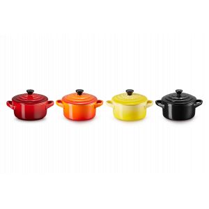 Set de 4 Mini-Cocottes Ronde Céramique 10 cm Feu et Flamme Le Creuset Set de 4 Mini-Cocottes Ronde Céramique 10 cm Feu et Flamme Le Creuset