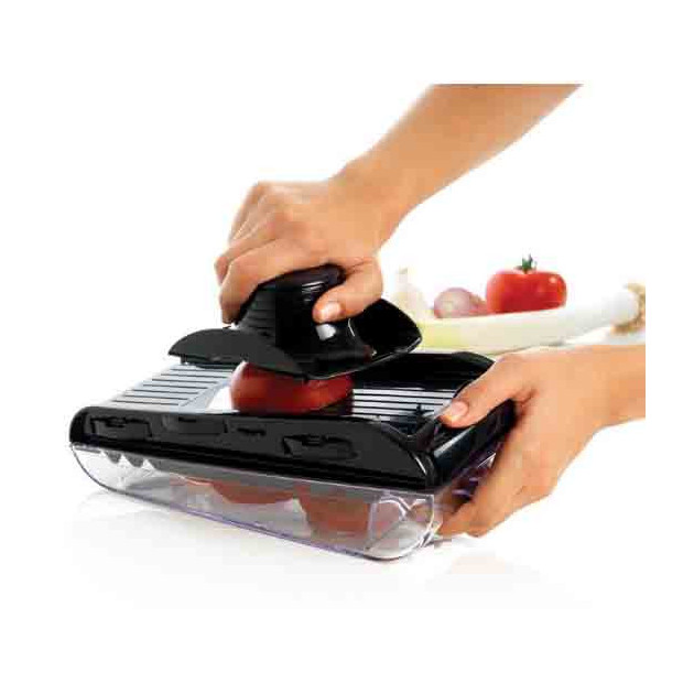 Mandoline V avec reservoir et poussoir pour trancher les legumes en entier Mandoline V avec reservoir et poussoir pour trancher les legumes en entier