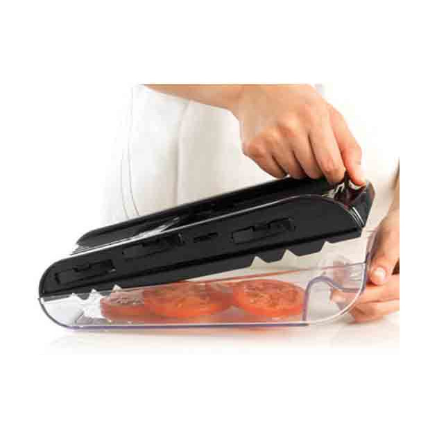Mandoline de cuisine avec double garde pour plus de securite Mandoline de cuisine avec double garde pour plus de securite