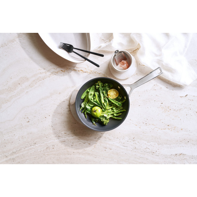 Poêle 22 cm Anti-Adhérente Les Forgées Le Creuset Poêle 22 cm Anti-Adhérente Les Forgées Le Creuset