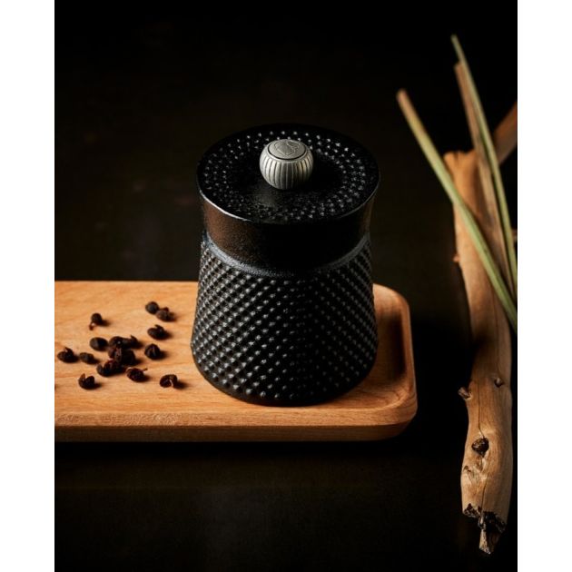 Moulin à poivre du coffret Bali Peugeot en situation