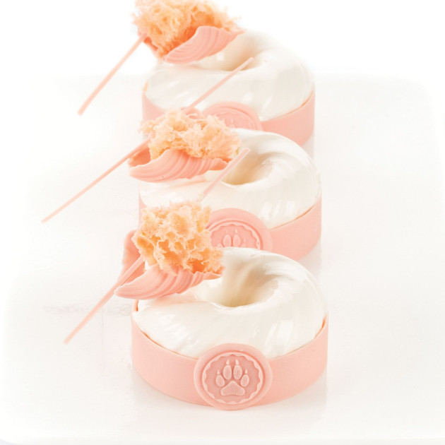 Moule Mini Intreccio glacage rose logo chien 3D Design