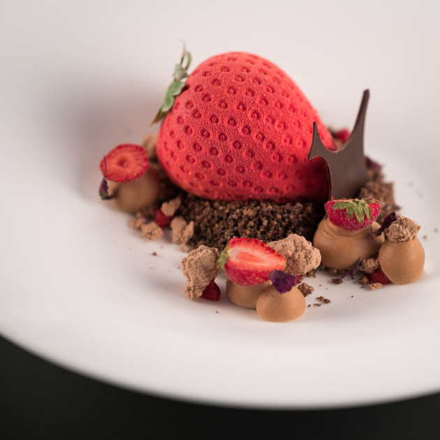 Realisation Moule Silicone 15 Mini Fraises  Realisation Moule Silicone 15 Mini Fraises