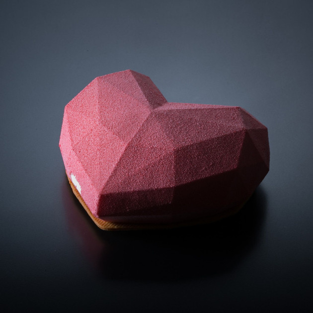 Entremet Coeur en origami réalisé avec le moule de Silikomart