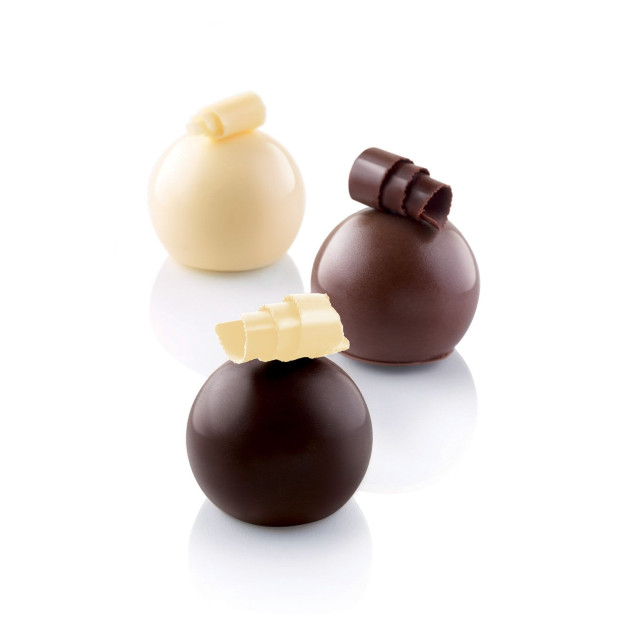 Truffes en chocolat realisees avec le Moule Silicone 8 Truffes Silikomart Professionnel 
