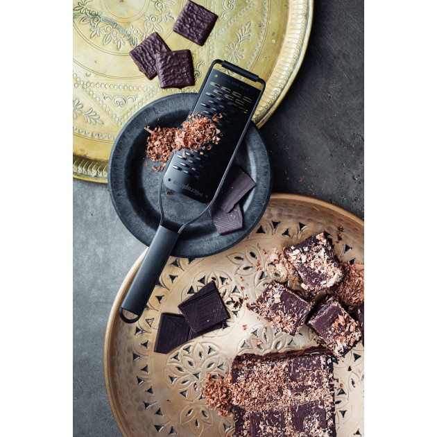 Râpe à copeaux en inox noir Microplane