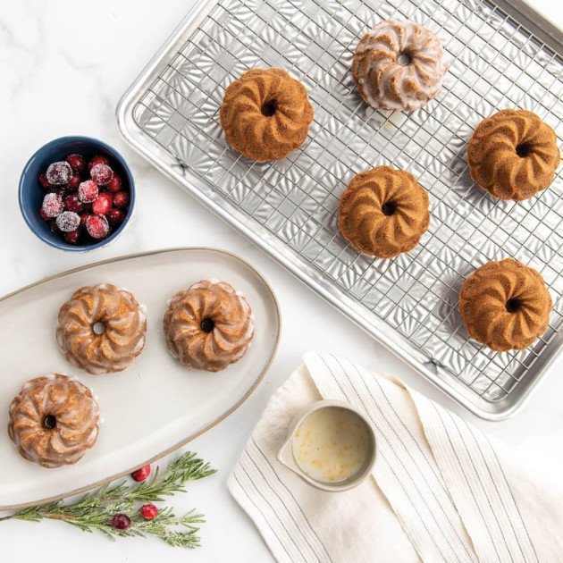 Moule Mini Bundt Pirouette (x6) Gold Nordic Ware