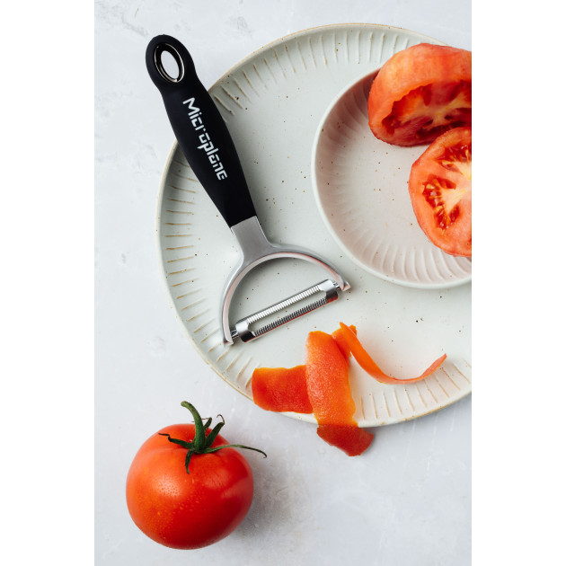Économe Microplane Épluche Tomate à Poignée Ergonomique en Y Économe Microplane Épluche Tomate à Poignée Ergonomique en Y