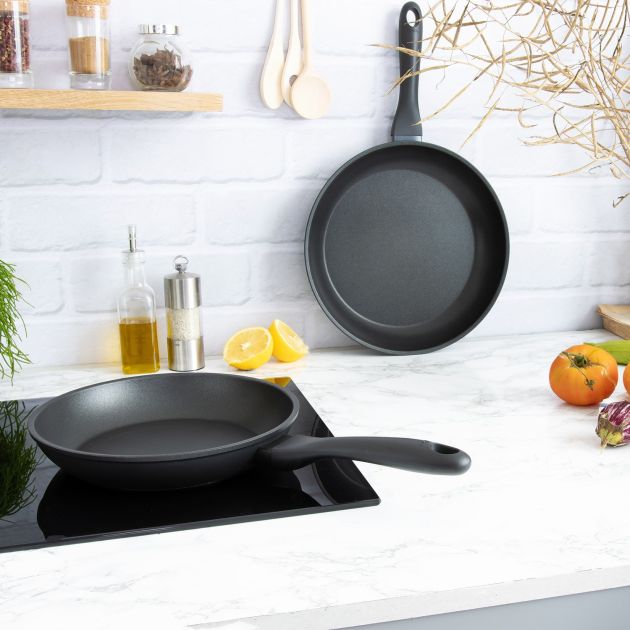 Ustensiles de cuisson Cristel - Lot de 2 poêles Ustensiles de cuisson Cristel - Lot de 2 poêles