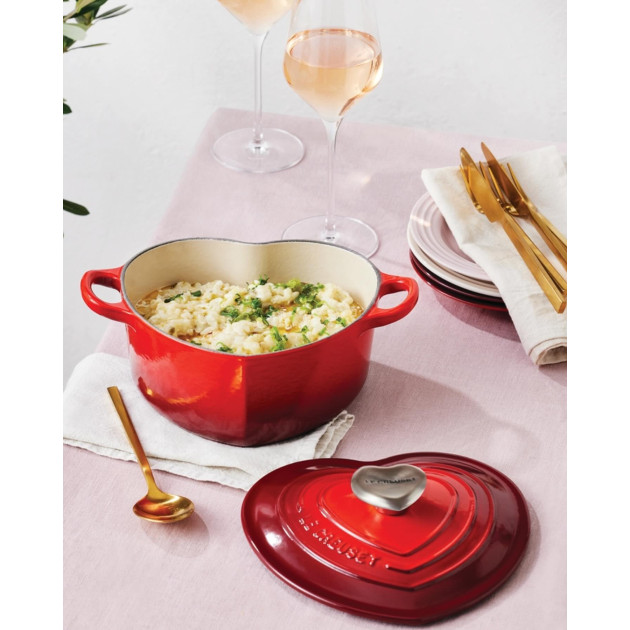 Cocotte en Fonte Cœur 20 cm Cerise Le Creuset Cocotte en Fonte Cœur 20 cm Cerise Le Creuset