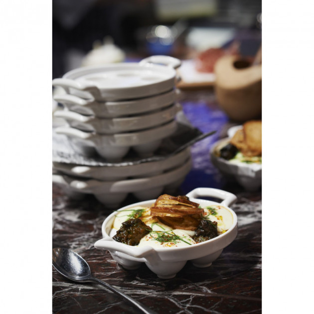 Escargots cuisines dans un plat a escargots 6 trous Belle Cuisine Revol Escargots cuisines dans un plat a escargots 6 trous Belle Cuisine Revol