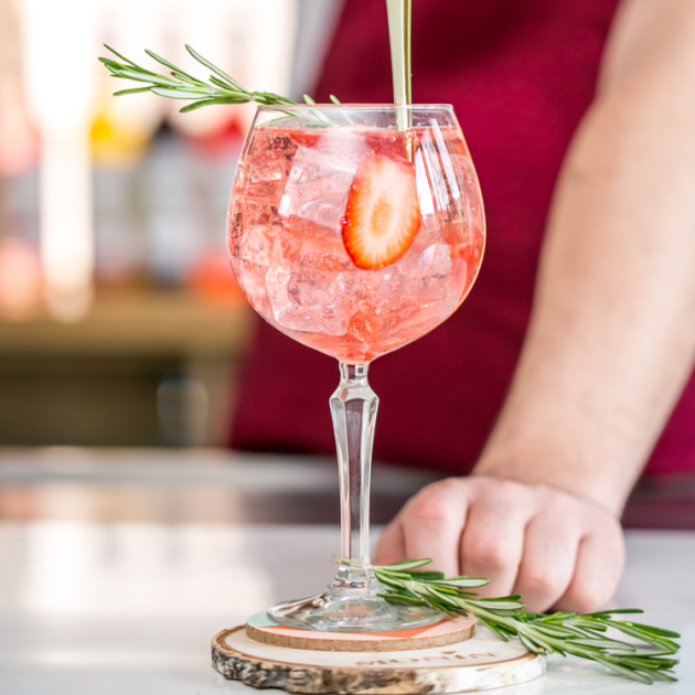 Spritz Fraise des Bois avec Sirop Monin Spritz Fraise des Bois avec Sirop Monin