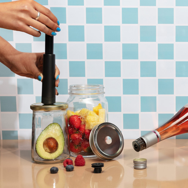 Aérateur pour Vins et Pompe Sous Vide