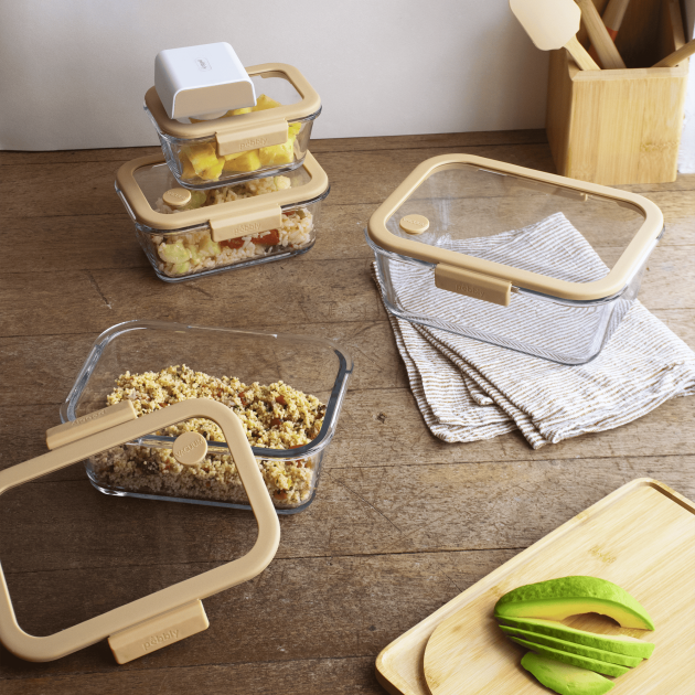 4 Récipients transparents avec couvercle hermétique sous vide et pompe compatible 4 Récipients transparents avec couvercle hermétique sous vide et pompe compatible