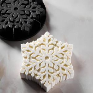 Moule Silicone Flocon de Neige 20,8 cm x H 4,7 Pavocake Moule Silicone Flocon de Neige 20,8 cm x H 4,7 Pavocake