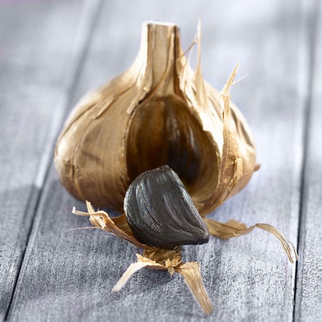 Ail Noir Entier Nishikidori