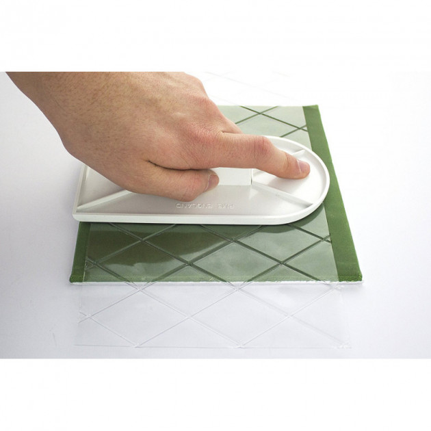 Utilisation du tapis texture losanges pour pate a sucre et pate d'amande