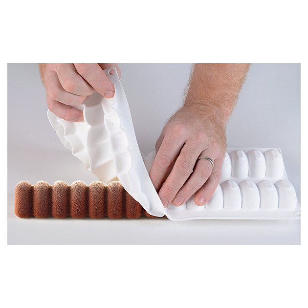 Demoulage des Bûches Triangulaires avec le moule Silikomart Demoulage des Bûches Triangulaires avec le moule Silikomart