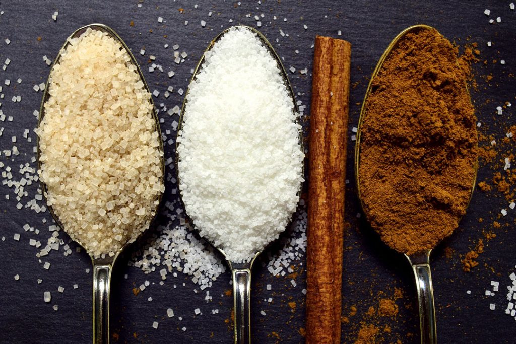 Sucre raffiné et sucre non raffiné : quelles différences ?