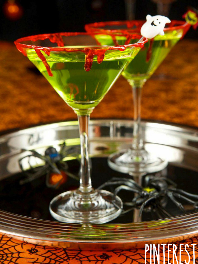 Cocktail Halloween vert bord faux sang