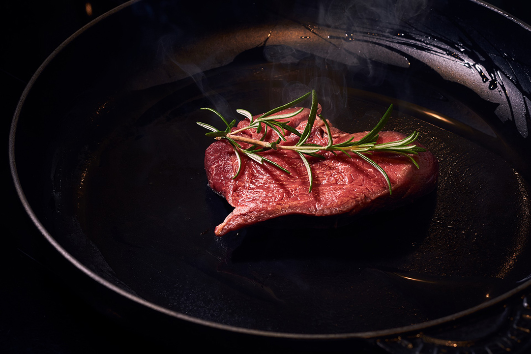 Tableau indicatif des températures de cuisson à coeur de viandes (boeuf,  veau, agneau, porc)