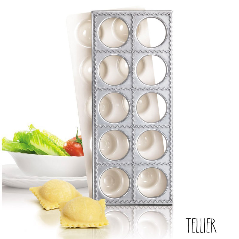 Moule ravioli et poussoir à foncer x10 carrés dentelles