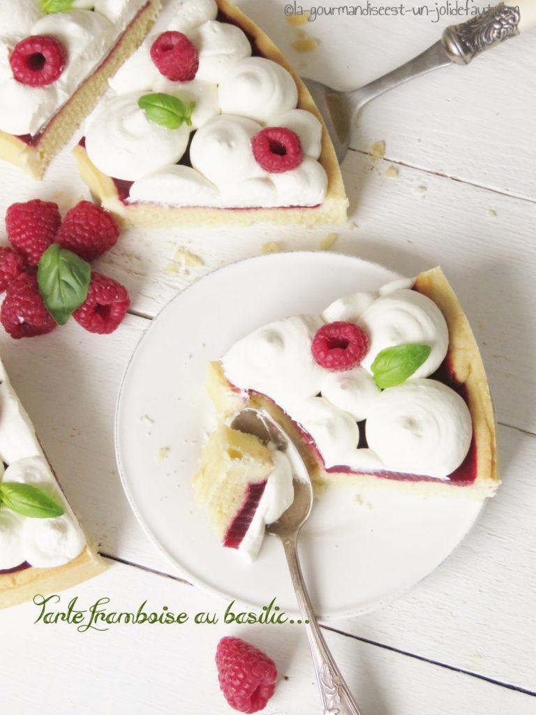 Part de tarte framboise