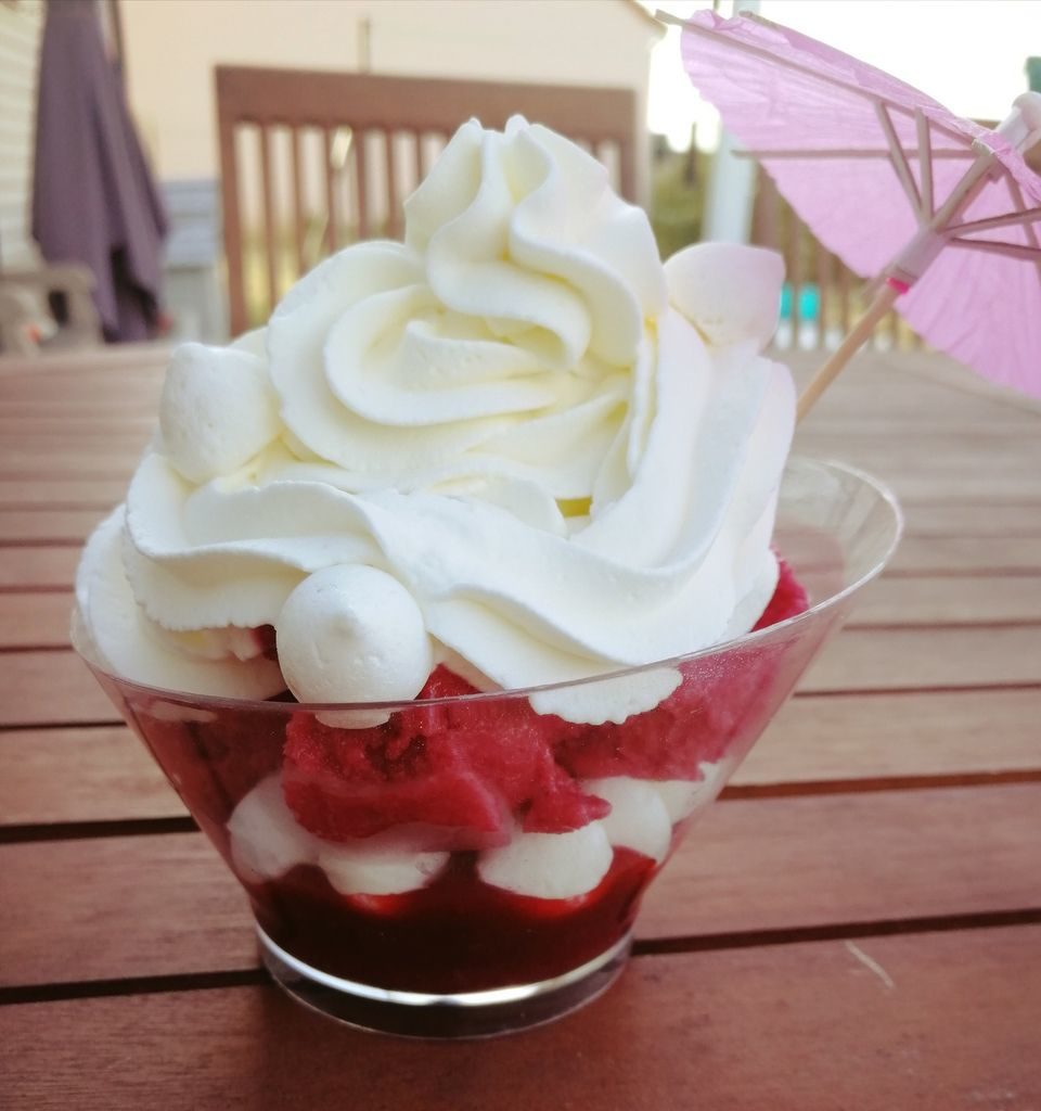 Glace framboise maison