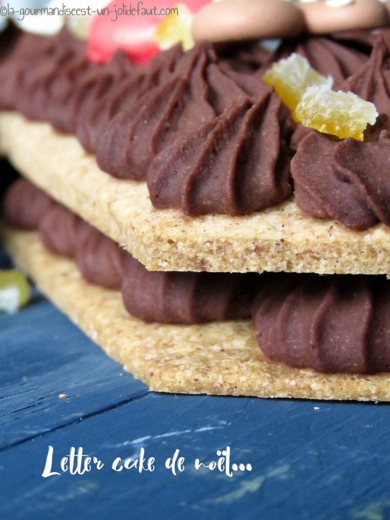 Gâteau en forme de lettre